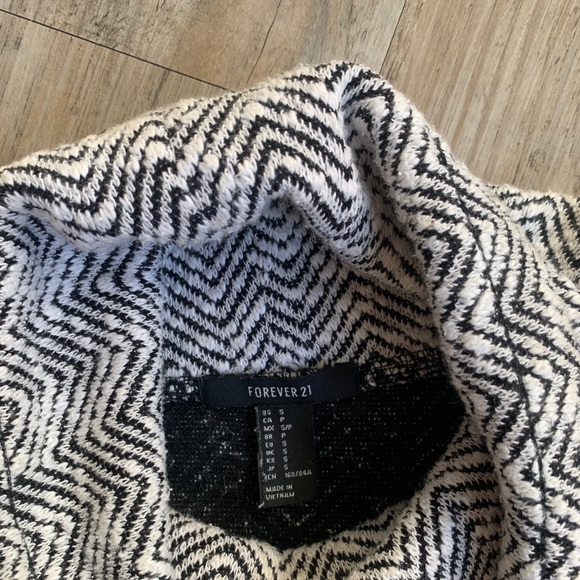 Thick casual marled sweater - Picture 3 of 4